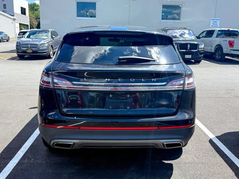 Used 2023 Lincoln Nautilus Reserve w/ Equipment Group 201A AWD/4WD image 5