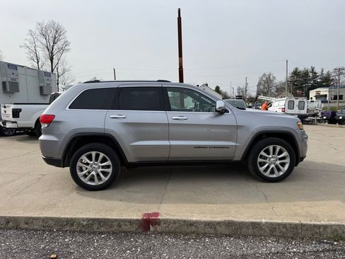 Used 2017 Jeep Grand Cherokee Limited image 5