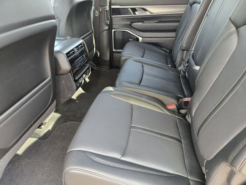 New 2026 Jeep Grand Wagoneer Limited AWD/4WD image 16