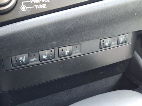 Used 2025 Lexus ES 350 350 w/ Premium Package image 40