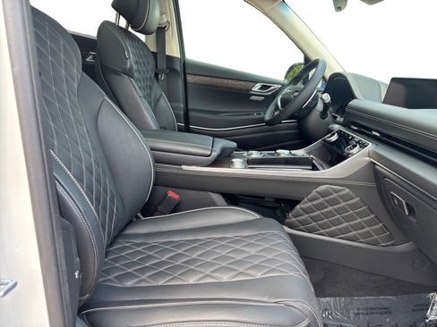 Used 2024 Genesis GV80 3.5T w/ Prestige Package image 15