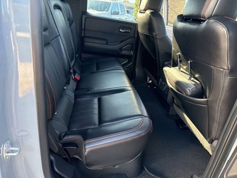 Used 2023 Nissan Frontier Pro-X w/ Pro-X Premium Package image 10