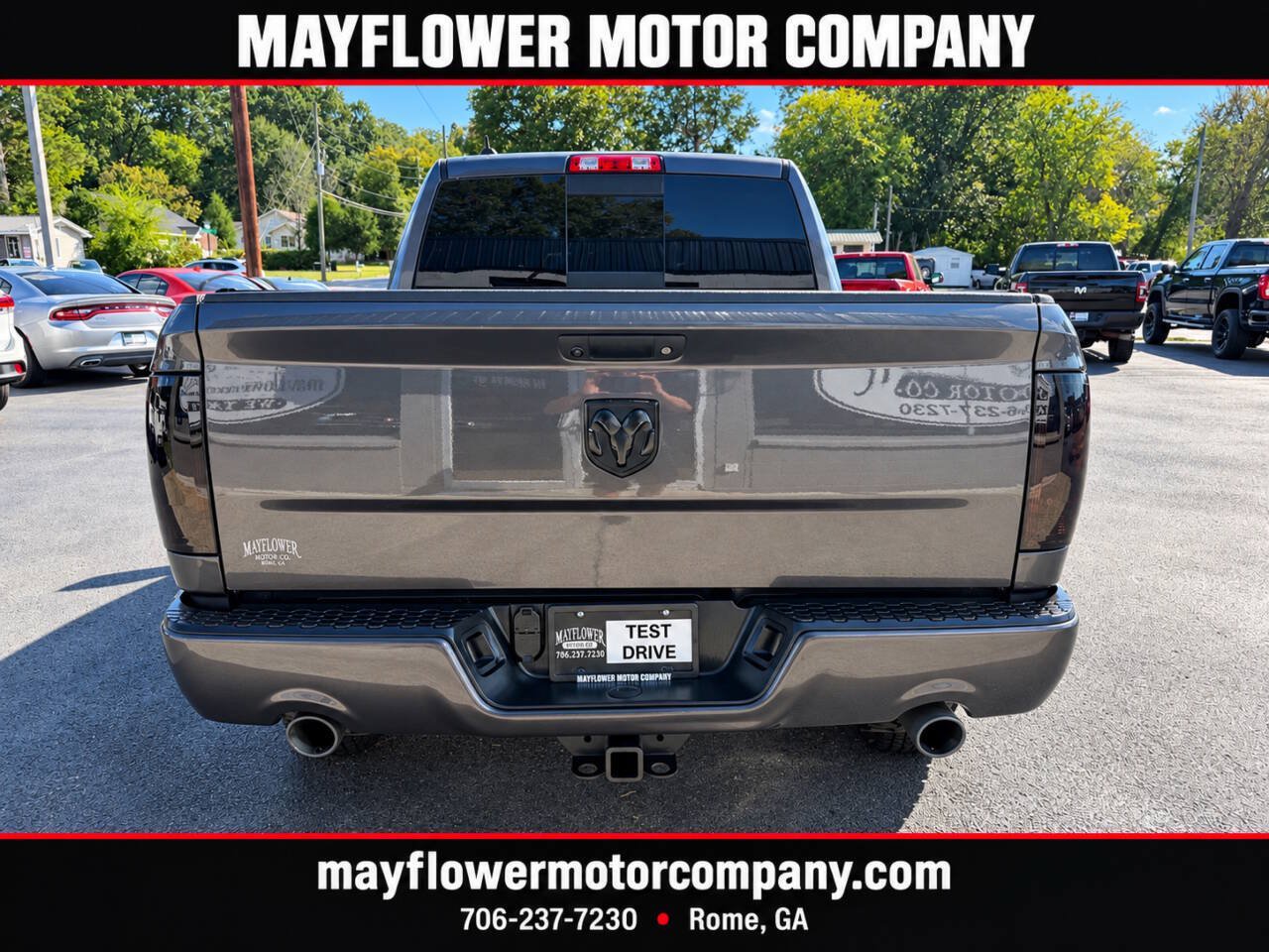 Used 2018 RAM 1500 Laramie w/ Convenience Group AWD/4WD image 3
