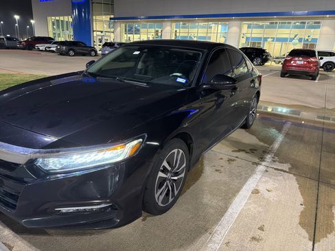 Used 2020 Honda Accord EX-L image 2