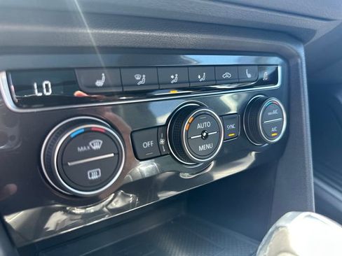 Used 2021 Volkswagen Tiguan SE R-Line AWD/4WD image 25