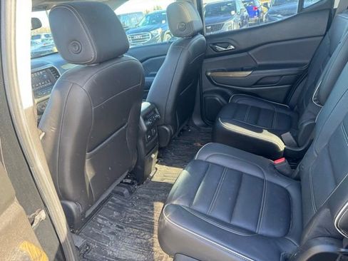 Used 2018 GMC Acadia Denali w/ Technology Package image 11