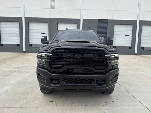 Used 2025 RAM 3500 Laramie AWD/4WD image 2