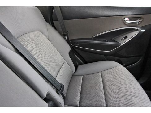 Used 2018 Hyundai Santa Fe Sport FWD image 15