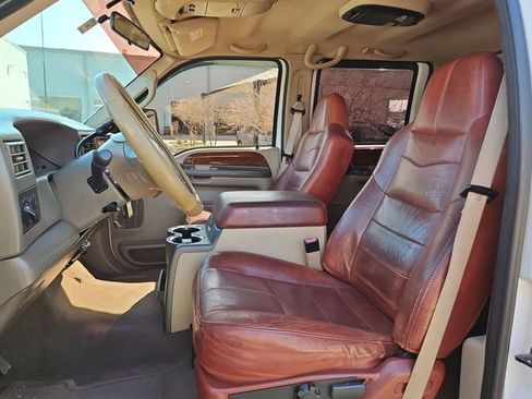 Used 2002 Ford F250 Lariat image 18