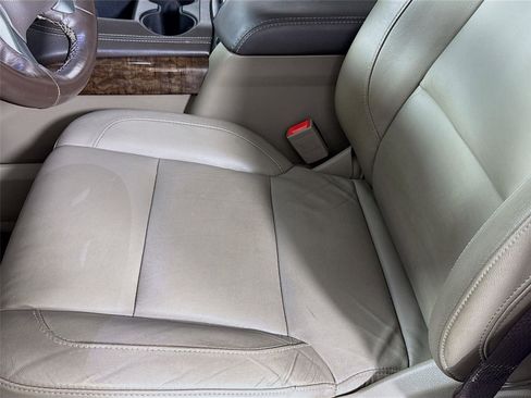 Used 2019 Chevrolet Tahoe LT image 14