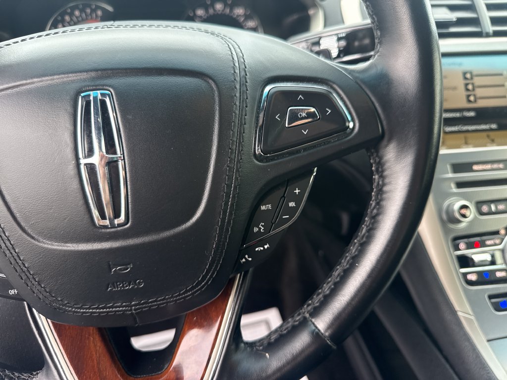 Used 2018 Lincoln MKZ Reserve w/ Magnetic Appearance Package FWD image 31
