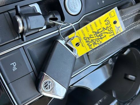 Used 2021 Volkswagen Atlas SEL image 33