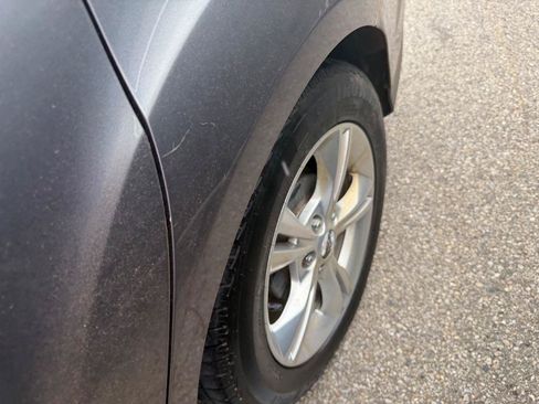 Used 2014 Ford Focus SE FWD image 6