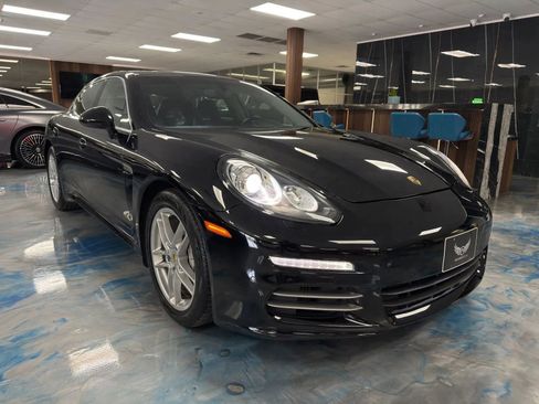 Used 2016 Porsche Panamera 4S AWD/4WD image 1