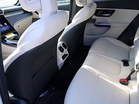 Certified 2026 Mercedes-Benz GLC 300 4MATIC image 22