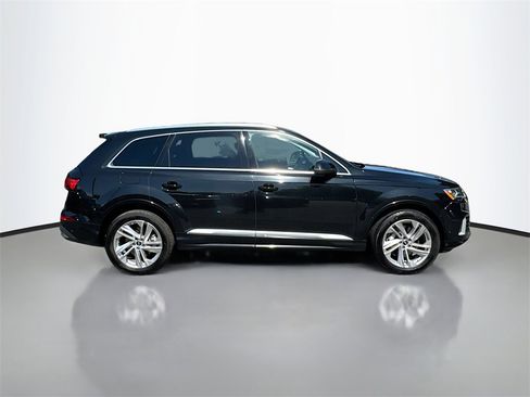 Used 2022 Audi Q7 3.0T Premium Plus image 5