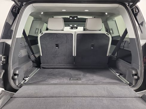 Used 2025 Rivian R1S Adventure AWD/4WD image 15