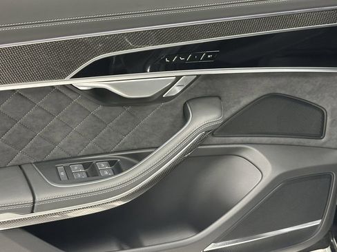 Used 2025 Audi S8 image 25