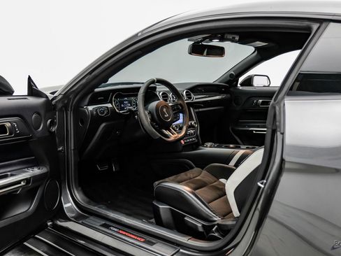 Used 2020 Ford Mustang Shelby GT500 w/ Technology Package RWD image 36