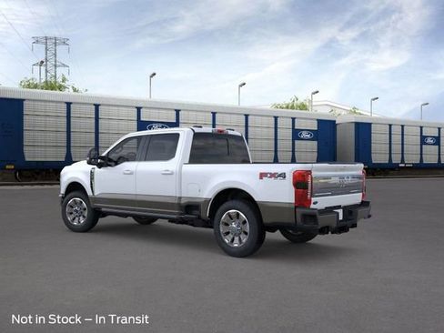 New 2026 Ford F250 King Ranch w/ FX4 Off-Road Package image 4