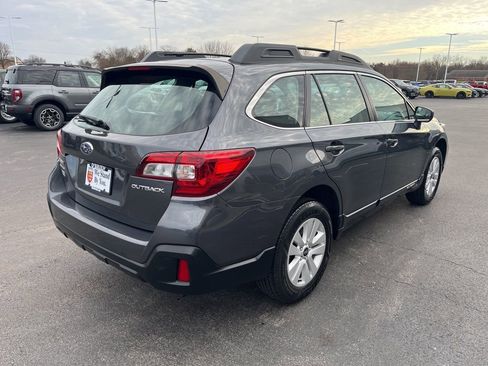 Used 2018 Subaru Outback 2.5i image 5