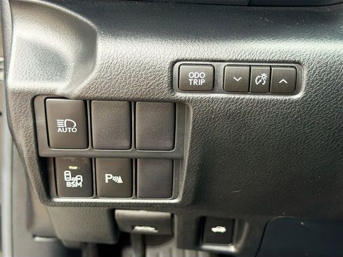 Used 2020 Lexus IS 300 w/ Navigation Package RWD image 32