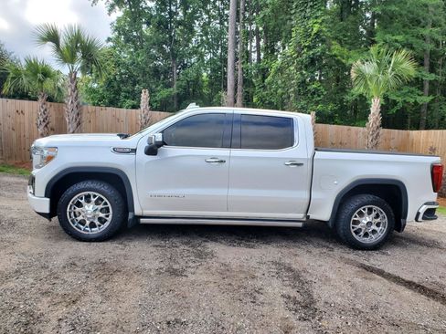 Used 2019 GMC Sierra 1500 Denali w/ Technology Package AWD/4WD image 13