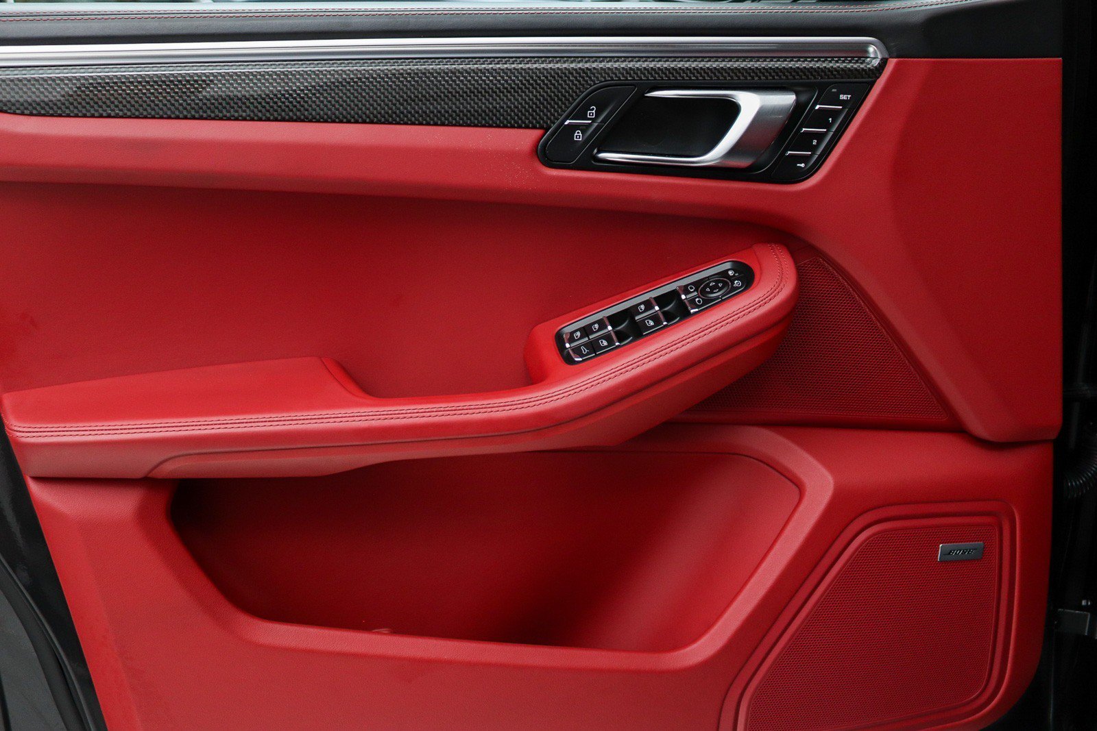 Used 2021 Porsche Macan GTS AWD/4WD image 19