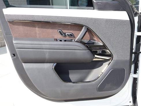 Certified 2023 Land Rover Range Rover Sport SE Dynamic AWD/4WD image 12