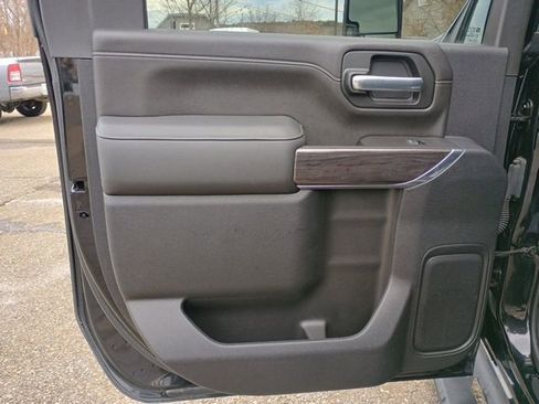 Used 2021 Chevrolet Silverado 2500 LTZ w/ LTZ Plus Package image 20