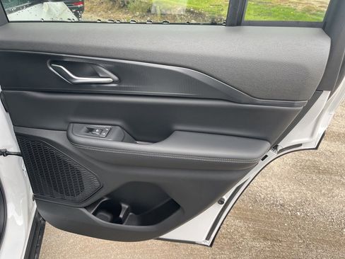 New 2025 Jeep Grand Cherokee Laredo X image 12