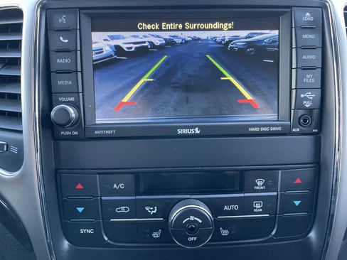 Used 2013 Jeep Grand Cherokee Laredo image 46