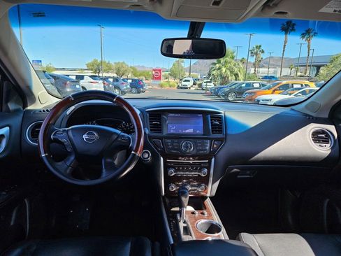 Used 2014 Nissan Pathfinder Platinum w/ Platinum Premium Package FWD image 10