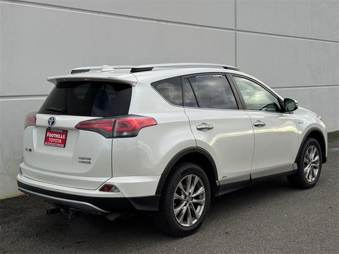 Used 2016 Toyota RAV4 Limited image 7