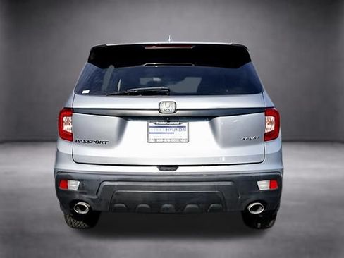 Used 2021 Honda Passport Sport image 9
