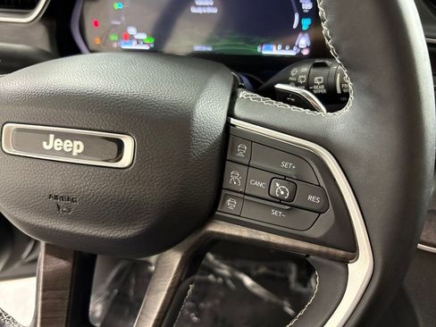 Used 2022 Jeep Grand Cherokee Limited 4xe AWD/4WD image 33