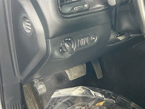 Used 2016 Dodge Challenger SXT w/ Super Sport Group (SS/T) image 10