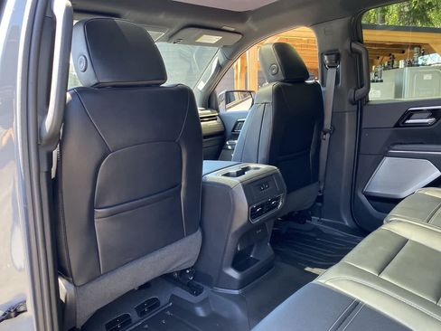 Used 2026 GMC Sierra EV Denali AWD/4WD image 15