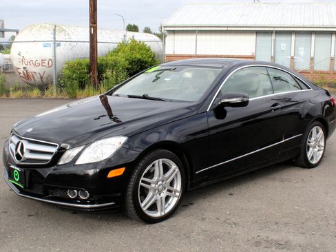 Used 2010 Mercedes-Benz E 350 Coupe image 3