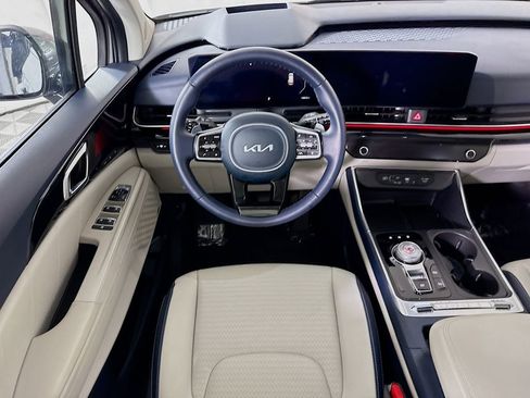 Used 2026 Kia Carnival SX Prestige FWD image 4