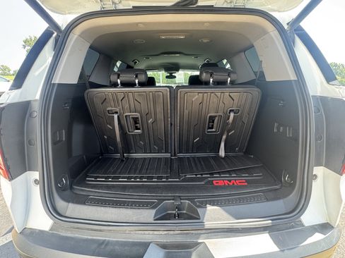 Used 2022 GMC Acadia AT4 AWD/4WD image 9