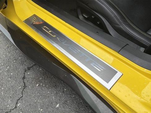 Used 2017 Chevrolet Corvette Z06 RWD image 30