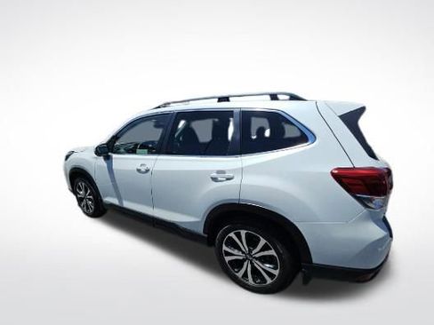 Used 2023 Subaru Forester Limited w/ Popular Package #2 AWD/4WD image 5