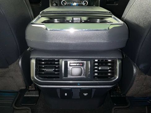 Used 2022 Ford F150 Lariat w/ Equipment Group 502A High AWD/4WD image 18