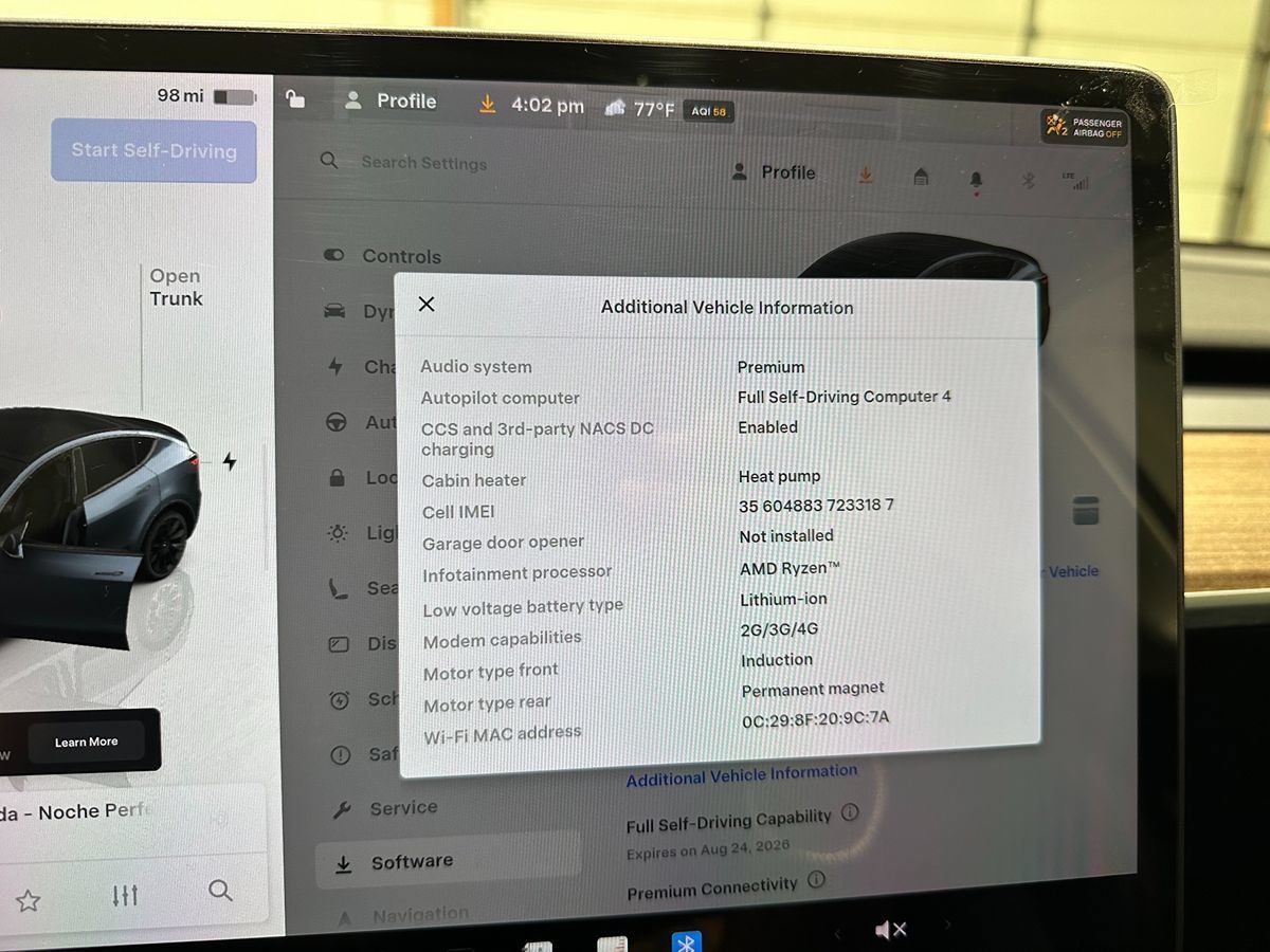 Used 2024 Tesla Model Y Long Range AWD/4WD image 38