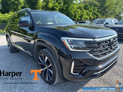 Used 2024 Volkswagen Atlas SEL Premium R-Line AWD/4WD image 7
