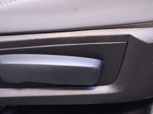 Used 2016 RAM 1500 Tradesman image 12