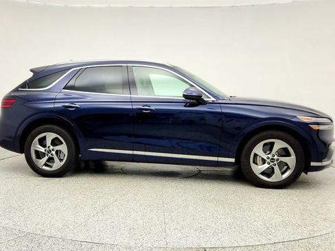 Used 2026 Genesis GV70 2.5T Select image 4