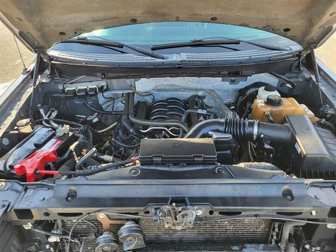 Used 2013 Ford F150 XLT w/ XLT Chrome Pkg image 27