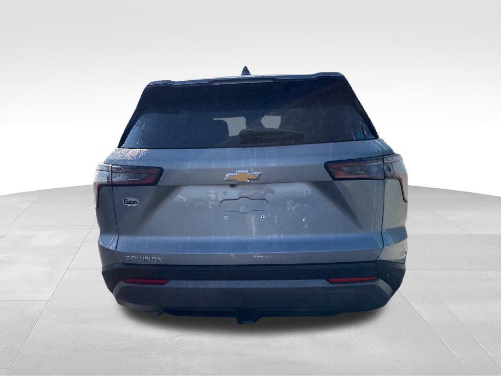 Used 2026 Chevrolet Equinox LT FWD image 4